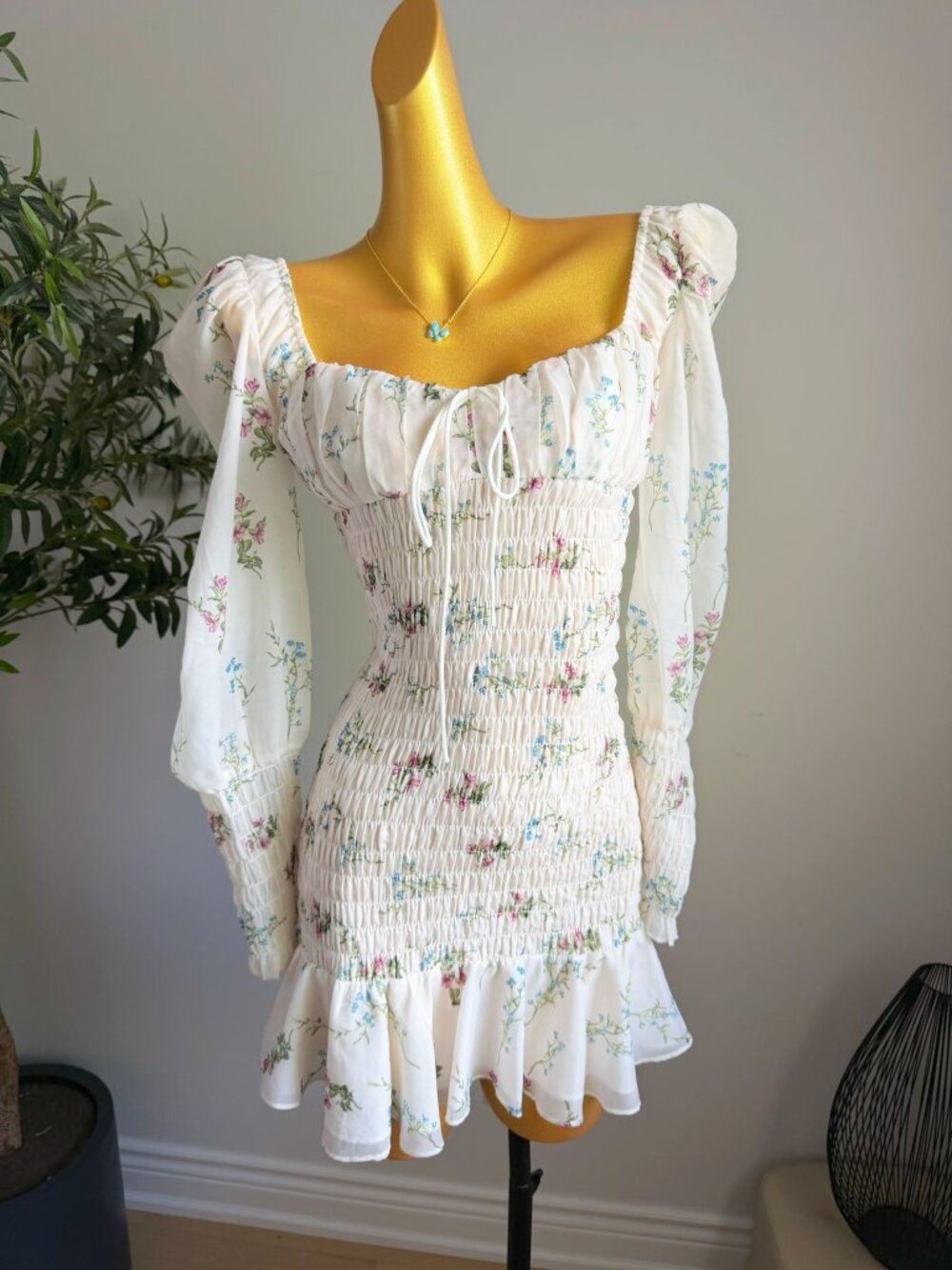 White Floral Smocked Mini Dress XS Cottagecore Puff Sleeve